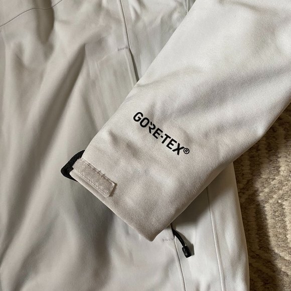 THE NORTH FACE Apex Flex GTX Gore-tex Ski Jacket - Picture 2 of 6